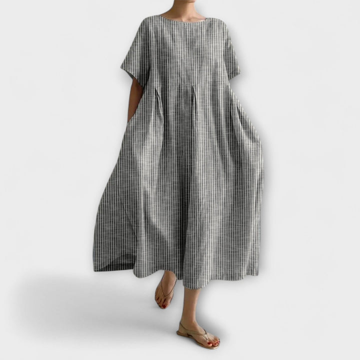 Aminta™ - Lång Klänning Med Sommarbris